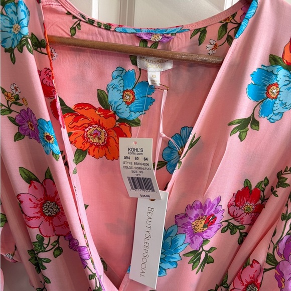 New with Tags size XS Floral Pink Women's Robe by Beauty Sleep Social. Rayon. - Picture 6 of 14